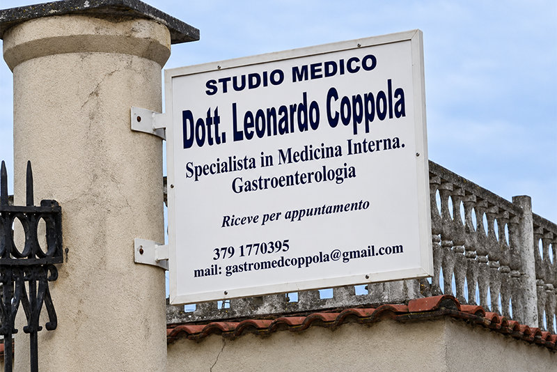dr Leonardo Coppola Studio di Bacoli via Dragonara 11